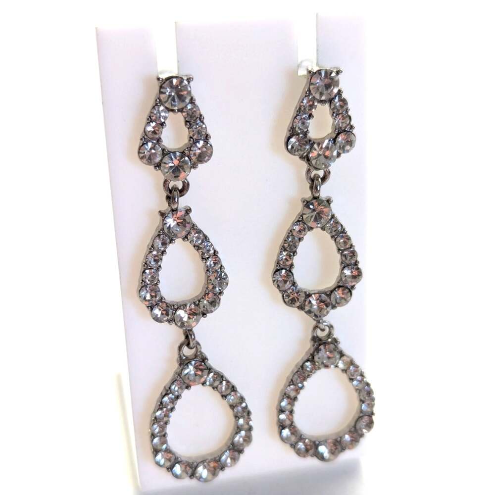 Stunning Silver Tone Rhinestone Teardrop Dangle Drop Post Stud Event Earrings